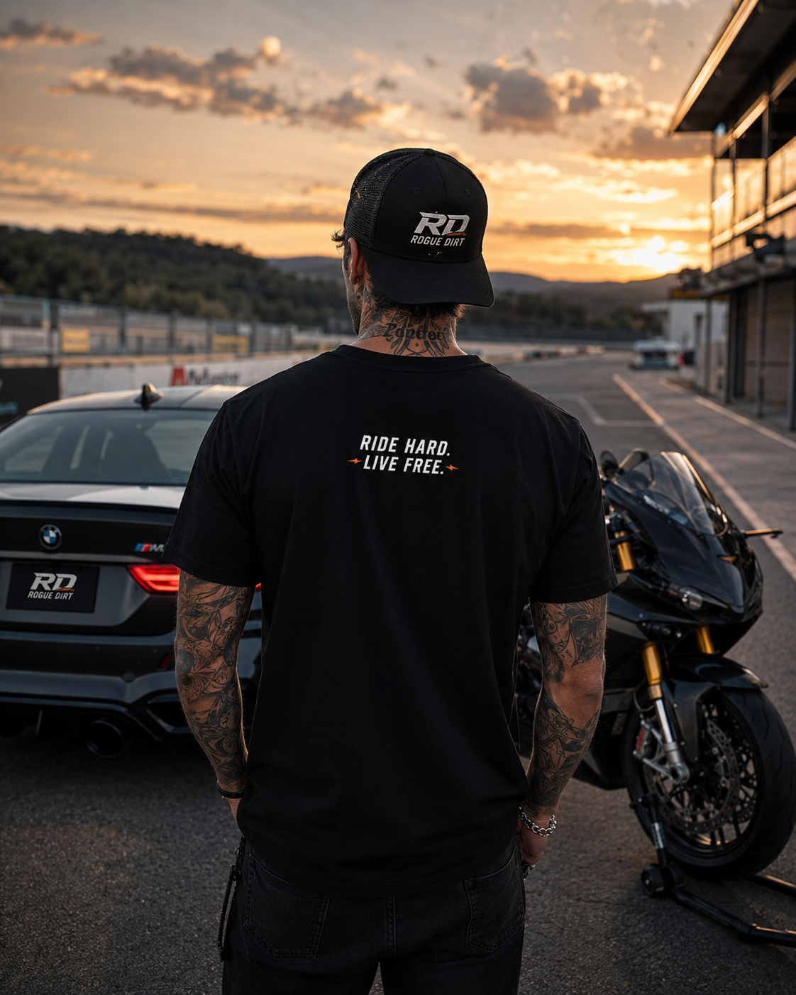 Rogue Dirt Essential Street Tee